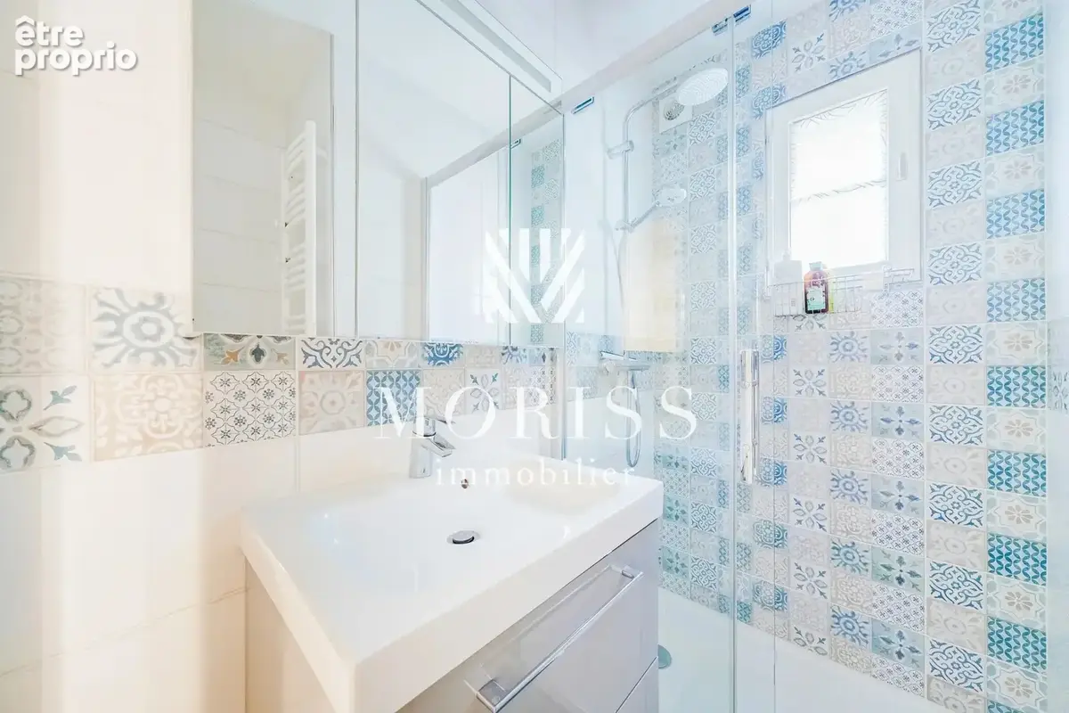 Vitry-sur-Seine Maison de 181 m2 avec jacuzzi - photo 13