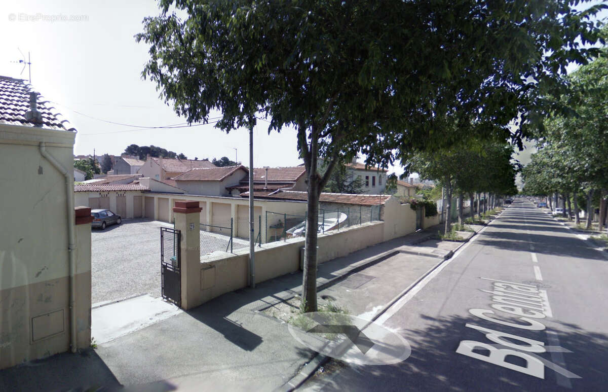 Terrain à MARSEILLE-14E