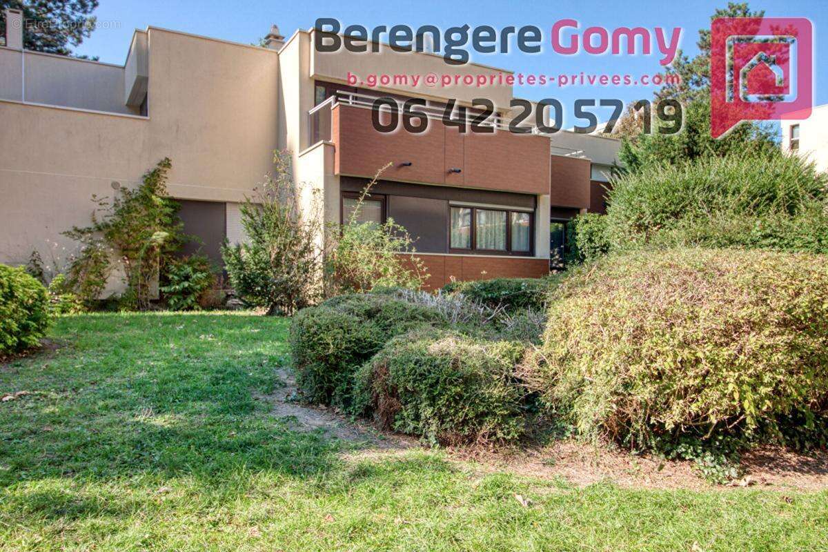 Appartement à LE PLESSIS-BOUCHARD