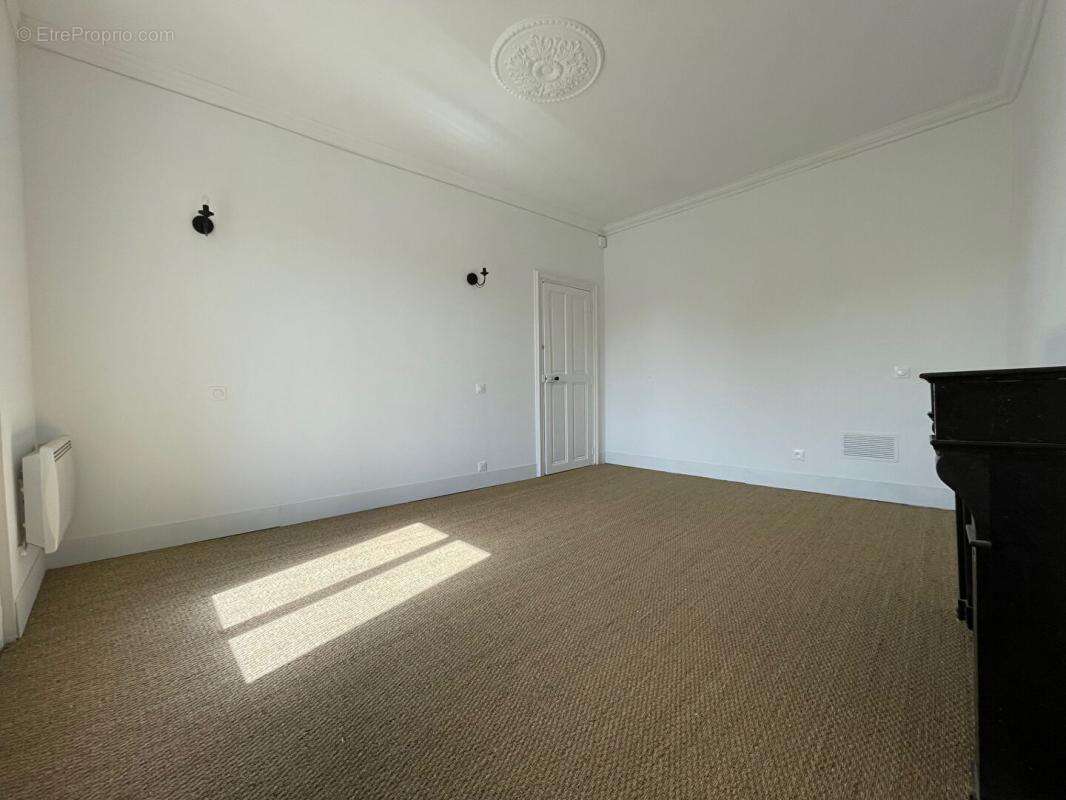 Appartement Agde 4 pièce(s) 108 m2 - photo 7