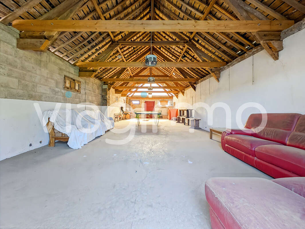 Maison à BAGUER-MORVAN