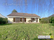 Maison à LES ESSARTS-LE-ROI