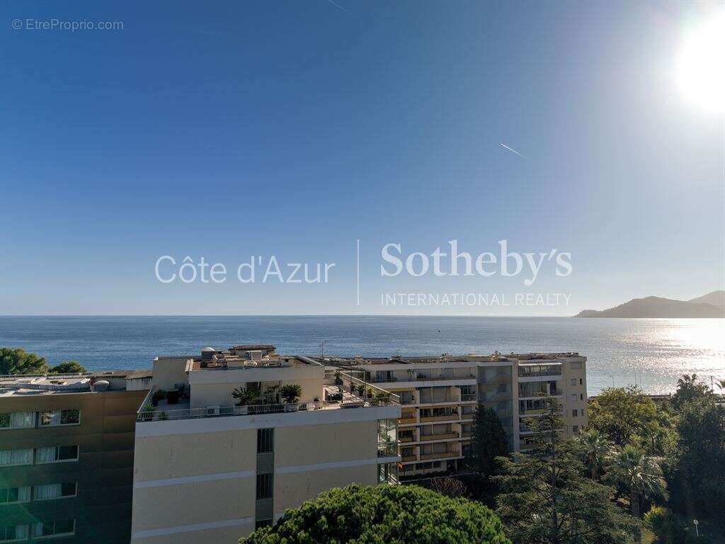 Penthouse duplex 4 pièces à Cannes Plages du Midi avec terrasse et vue mer - photo 16