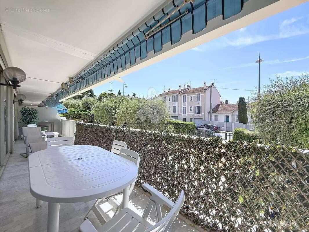 Appartement à CANNES