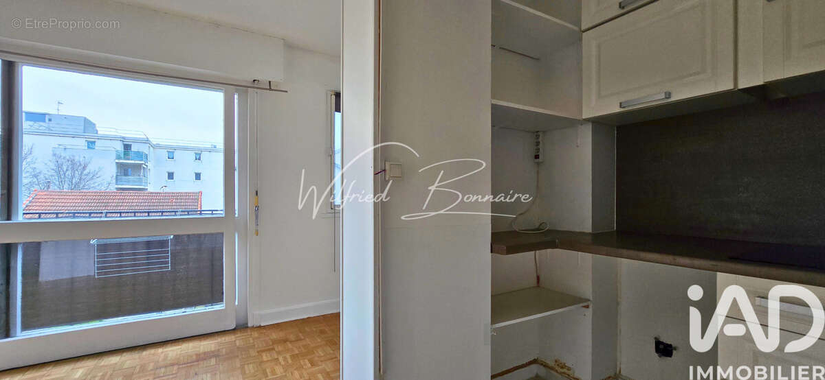 Photo 7 - Appartement à COURBEVOIE