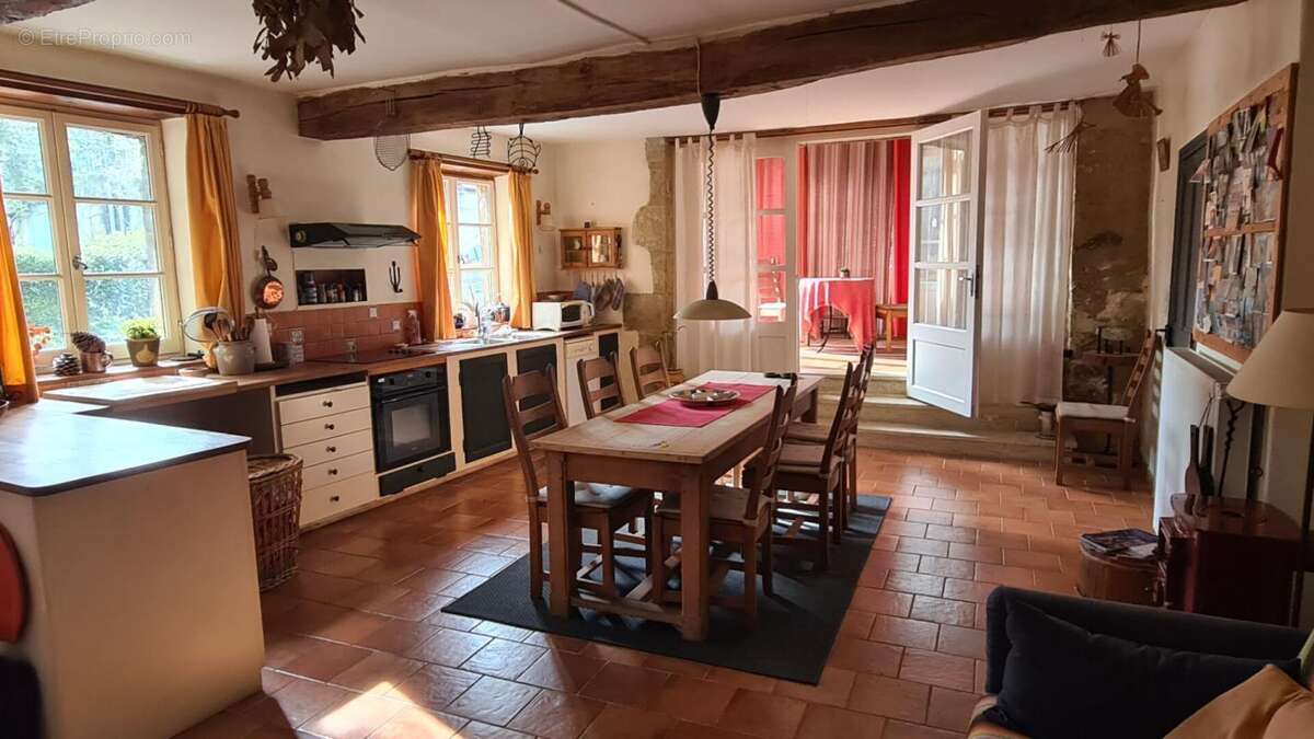 Maison à BASSOUES