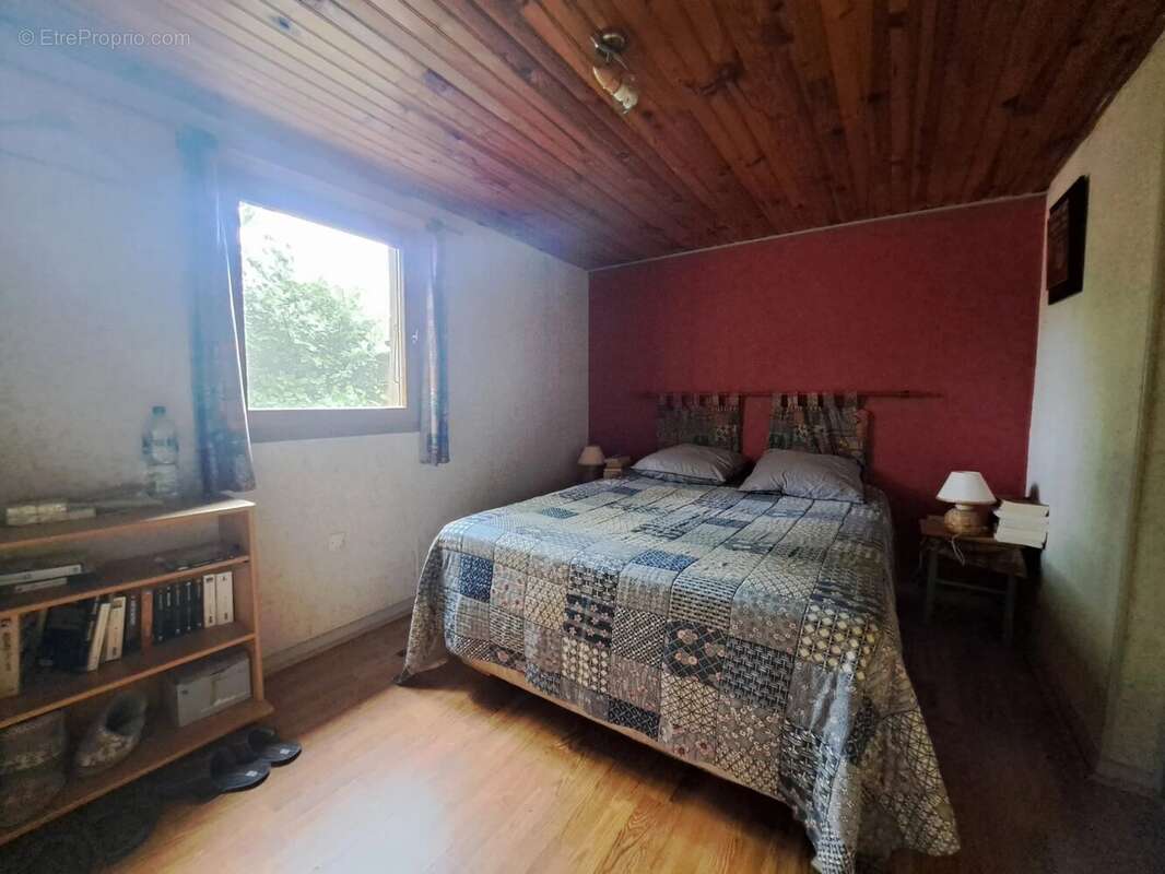 Maison à MONTELIMAR