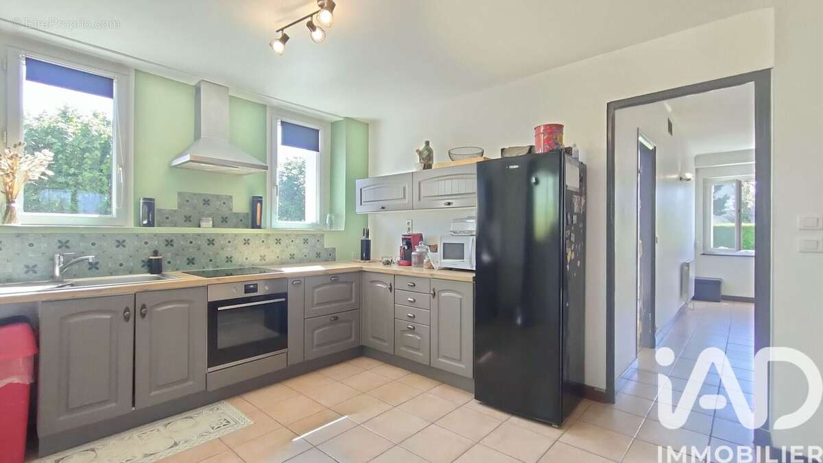 Maison 108 m² à Folligny  - photo 7