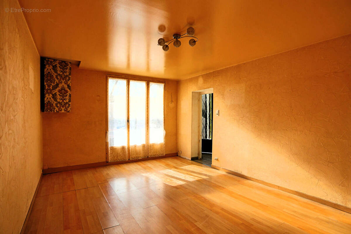 Maison à SAINT-PARDOUX