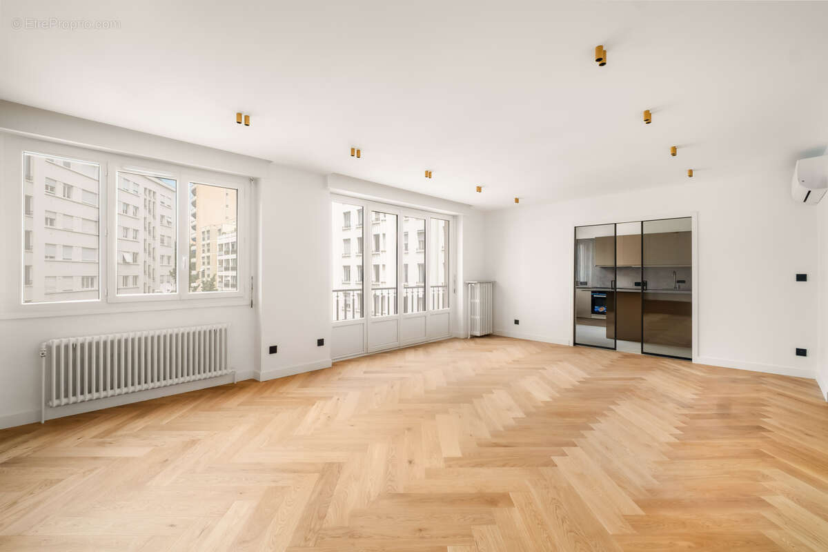Appartement à LYON-6E