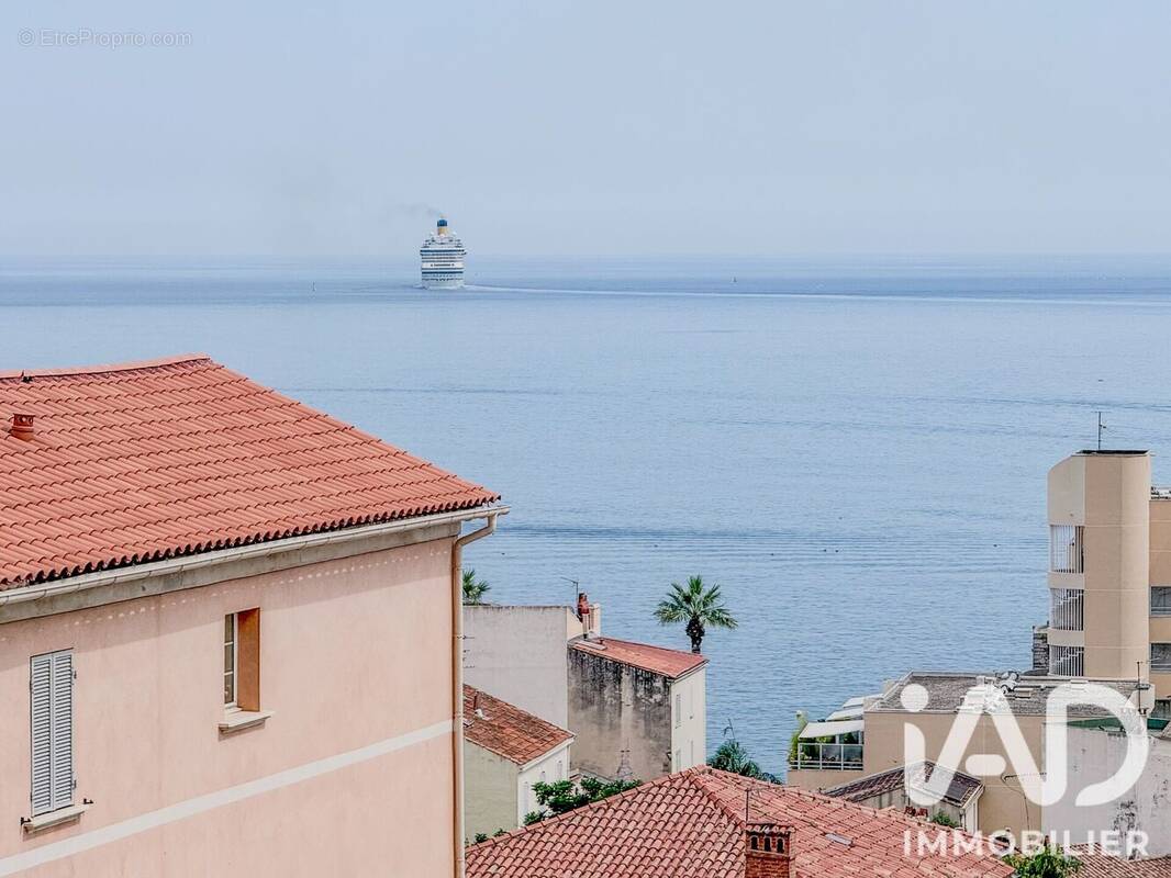 Photo 1 - Appartement à TOULON