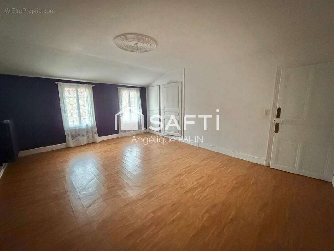 Photo 9 - Maison à LA NEUVILLE-AU-PONT