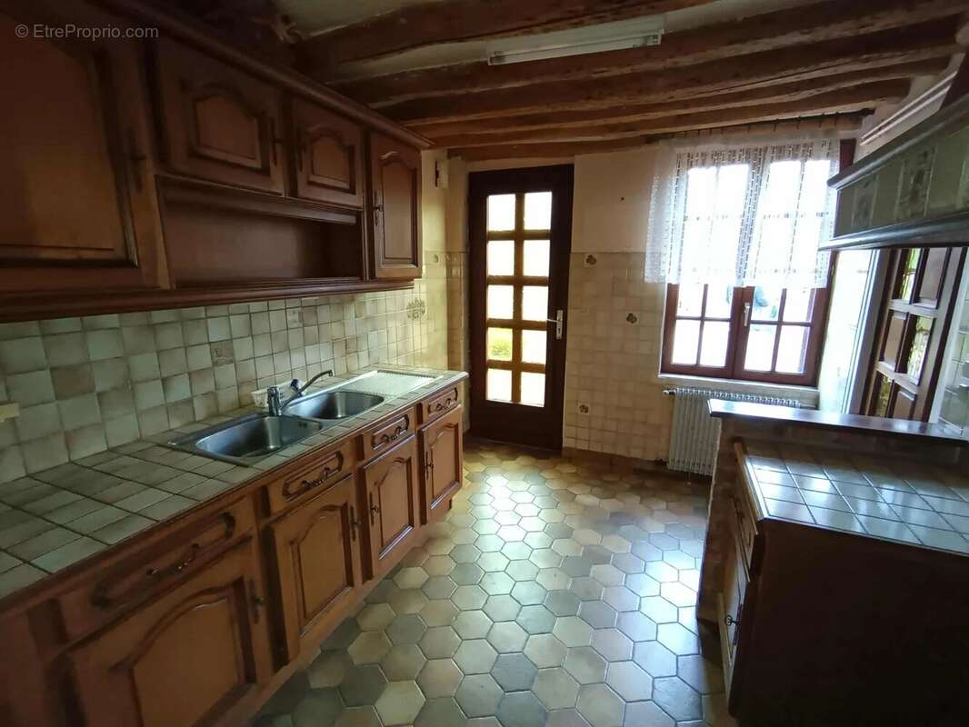 Maison à BEAUMONT-LE-ROGER