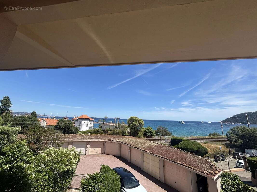 Appartement à MANDELIEU-LA-NAPOULE