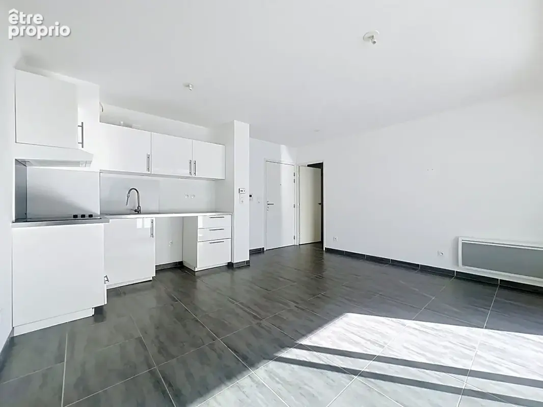 Appartement à MARSEILLE-4E