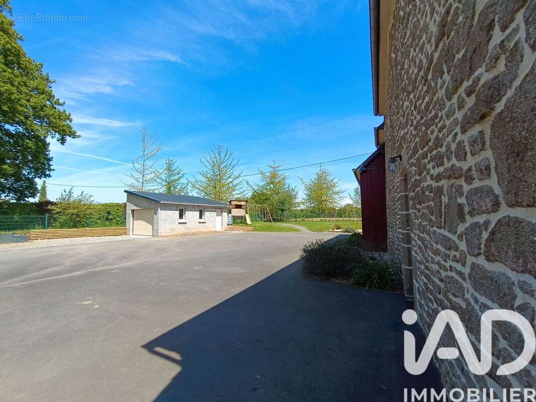 Photo 7 - Maison à FOUGERES