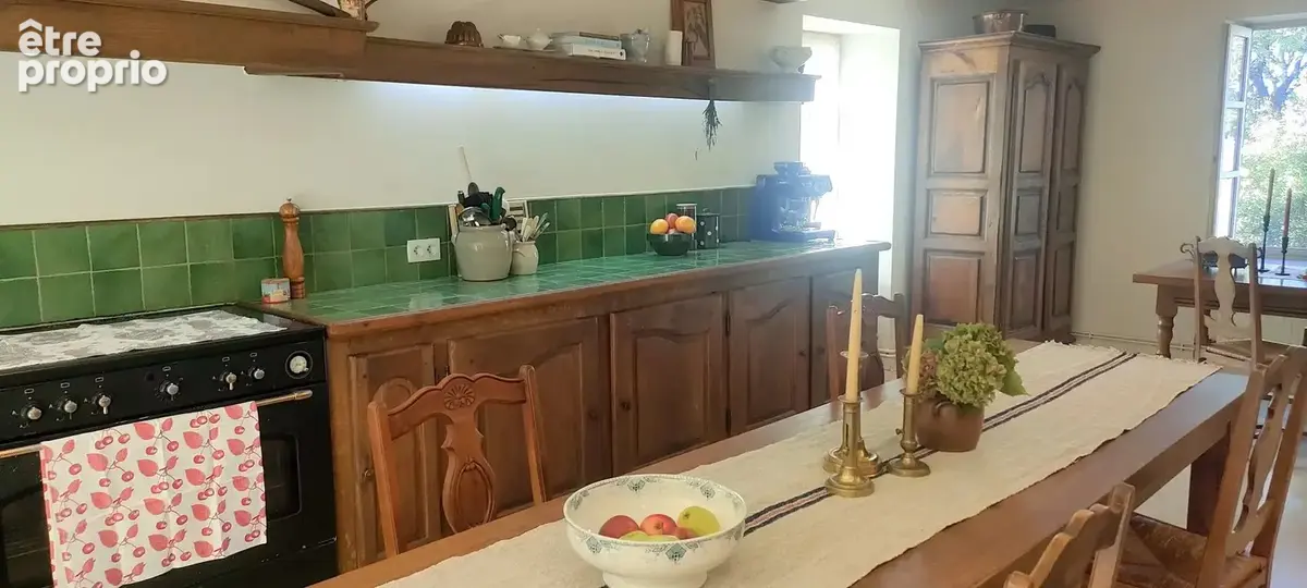 AUTHENTIQUE !!! Grande et belle maison en pierre dans un cadre préservé - photo 9