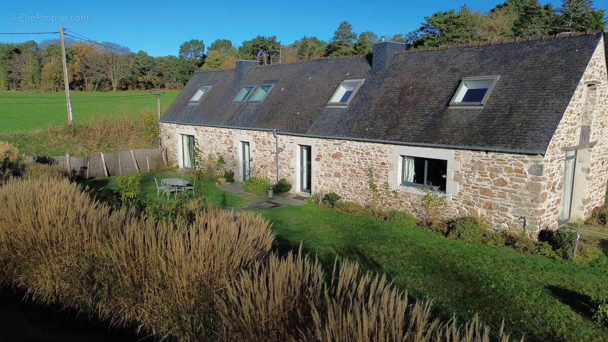 Longère en pierres rénovée avec maison d'amis ! - photo 3