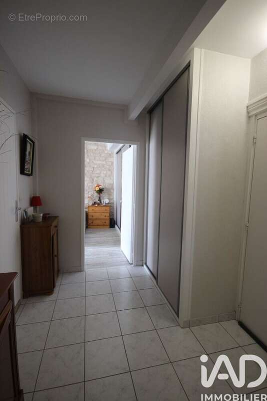 Photo 6 - Appartement à SAINTES