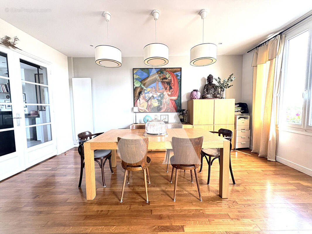 Appartement à PARIS-12E