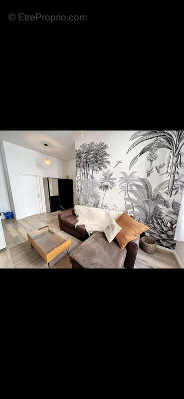 Appartement à MARSEILLE-1E