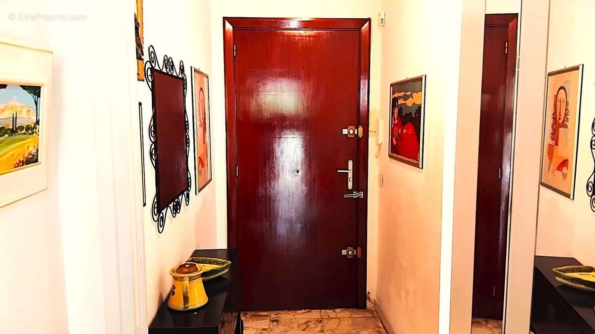 Appartement à MENTON