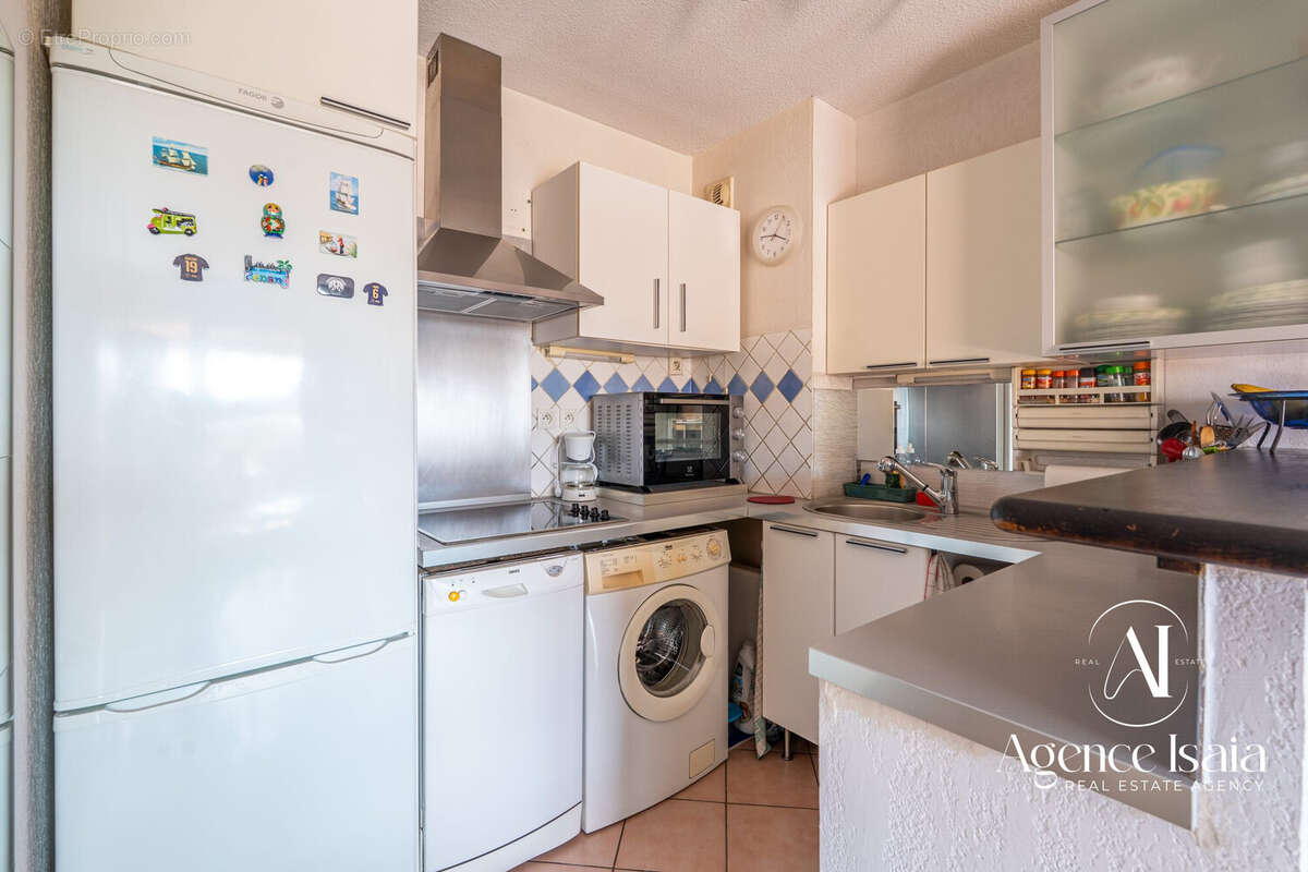 Appartement à BORMES-LES-MIMOSAS