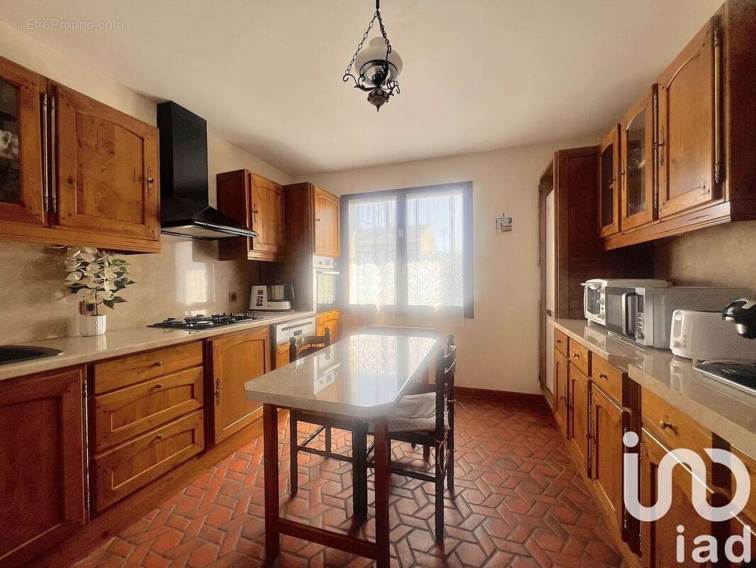 Photo 6 - Maison à VAUJOURS