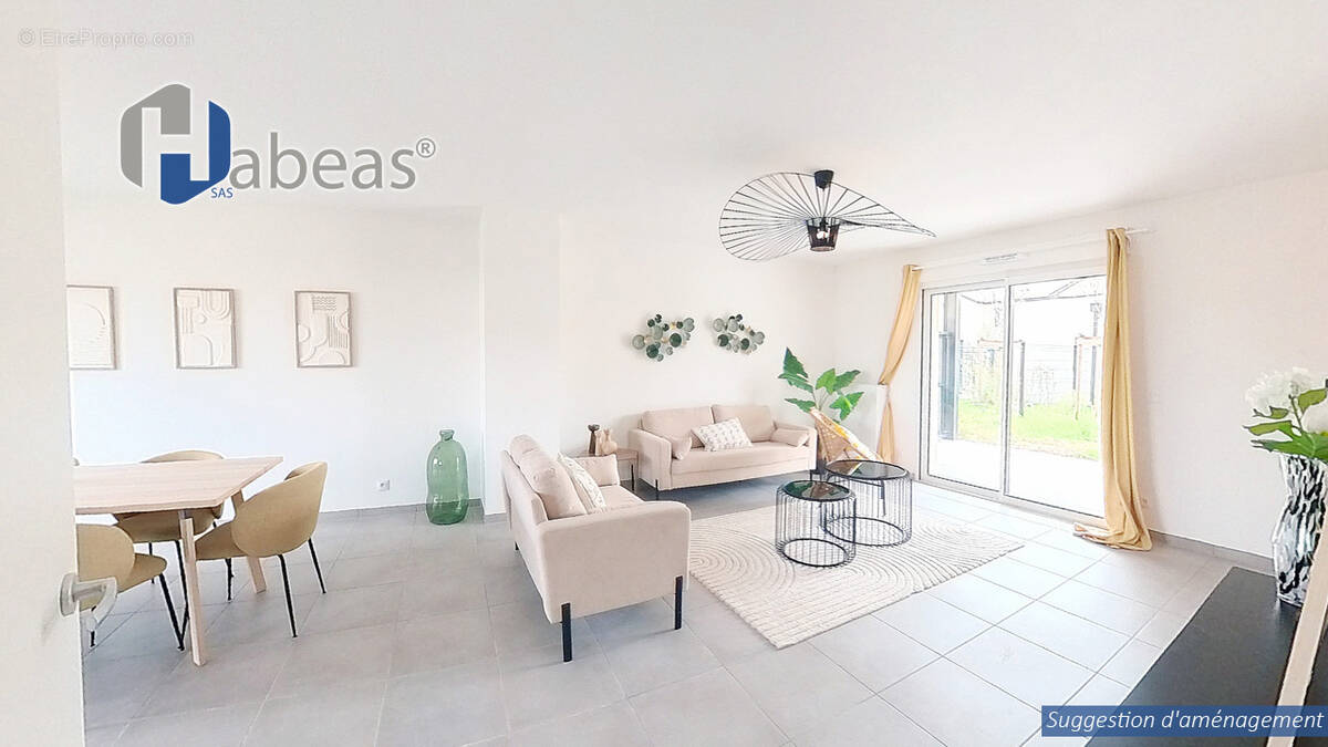 Maison à SAINT-PIERRE-DE-CHANDIEU