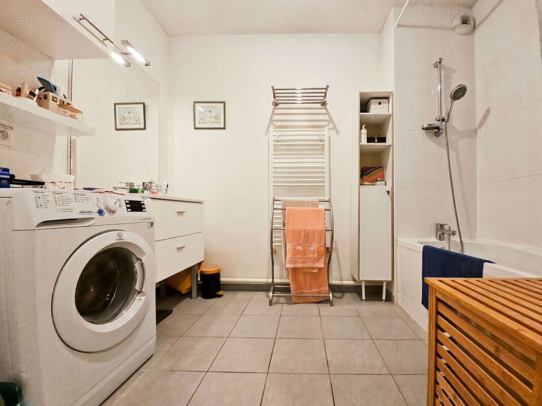 Appartement à VILLENAVE-D&#039;ORNON