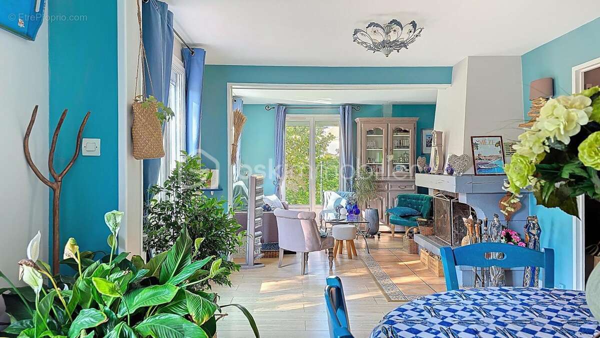 Maison à BRIE-COMTE-ROBERT