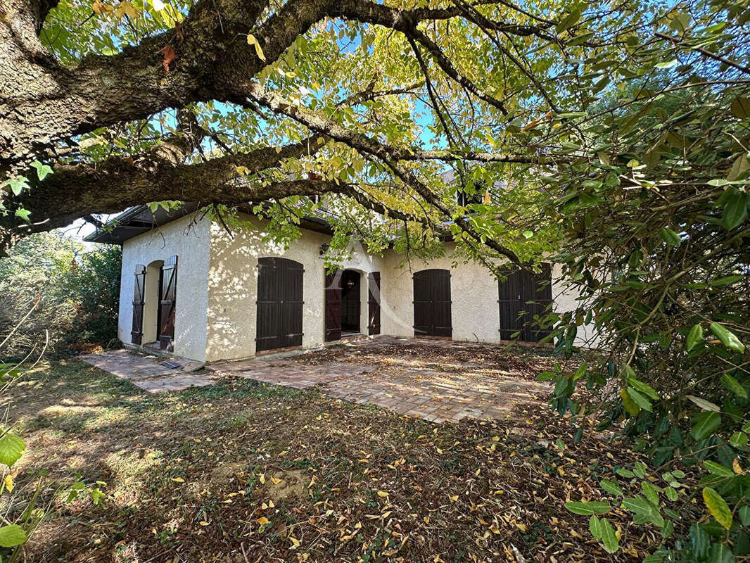 Maison à BUZET-SUR-TARN