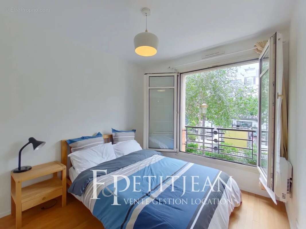 Appartement à LEVALLOIS-PERRET