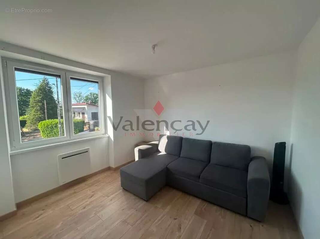BOULOT, maison rénovée avec fort potentiel- Vente interactive - photo 8