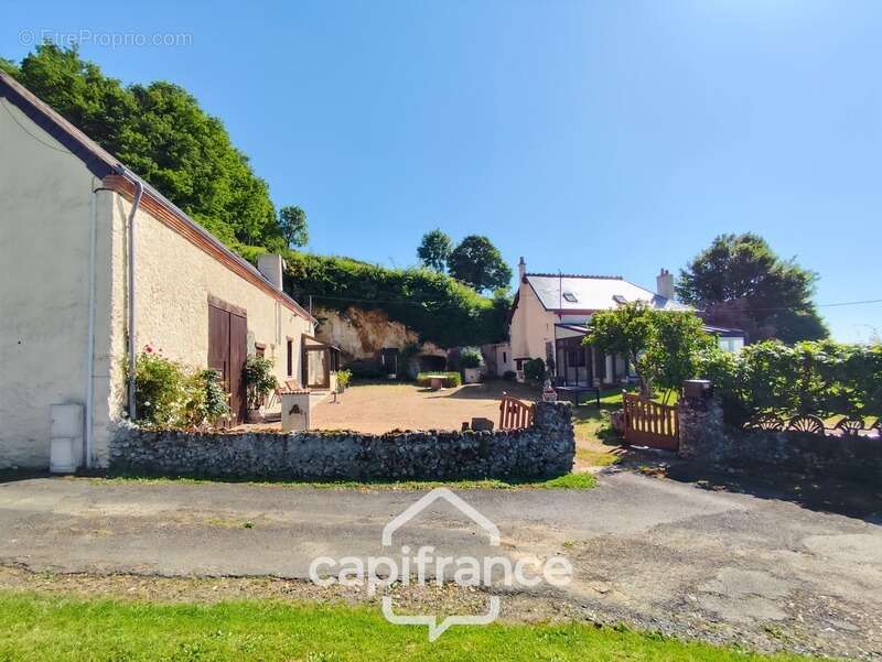 Maison à SAVIGNY-SUR-BRAYE