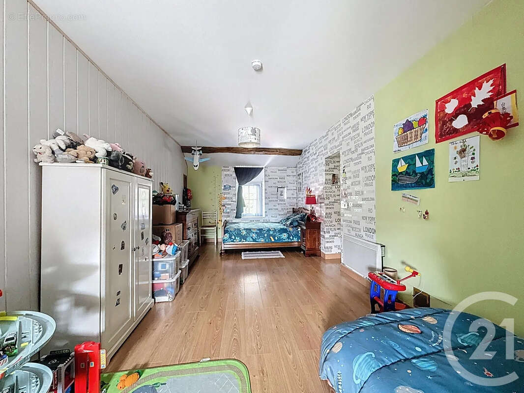 Maison à BELLENOT-SOUS-POUILLY