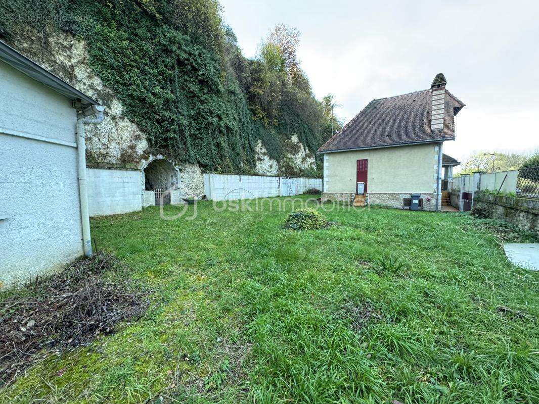 Maison à LUSSAULT-SUR-LOIRE