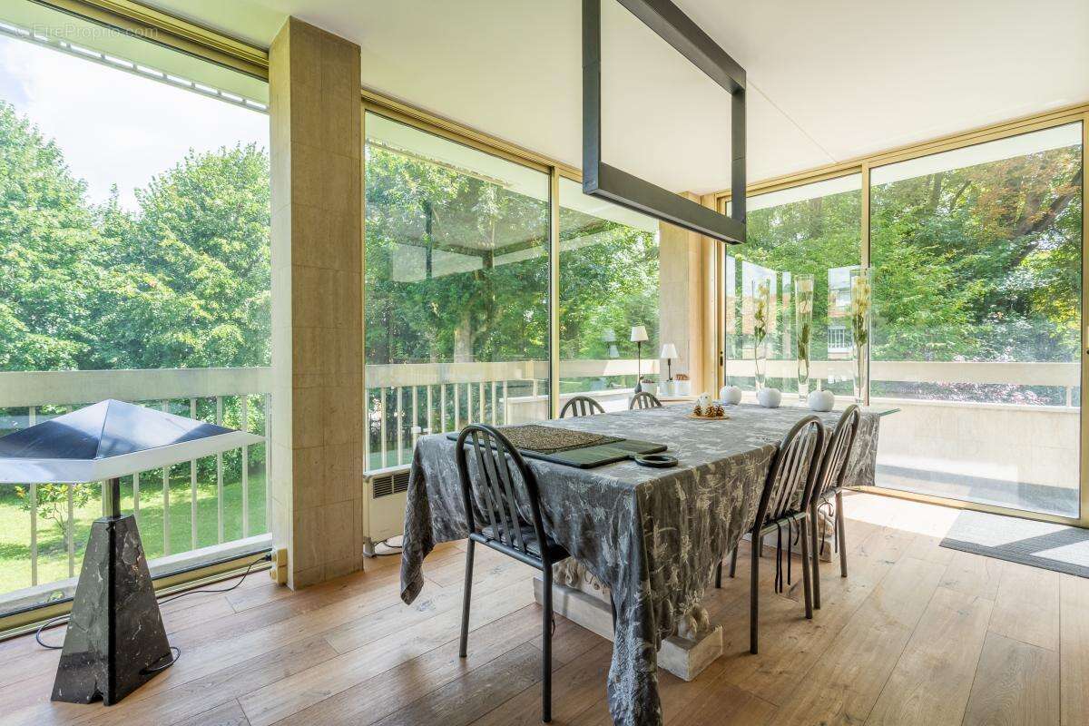 Appartement à NOGENT-SUR-MARNE