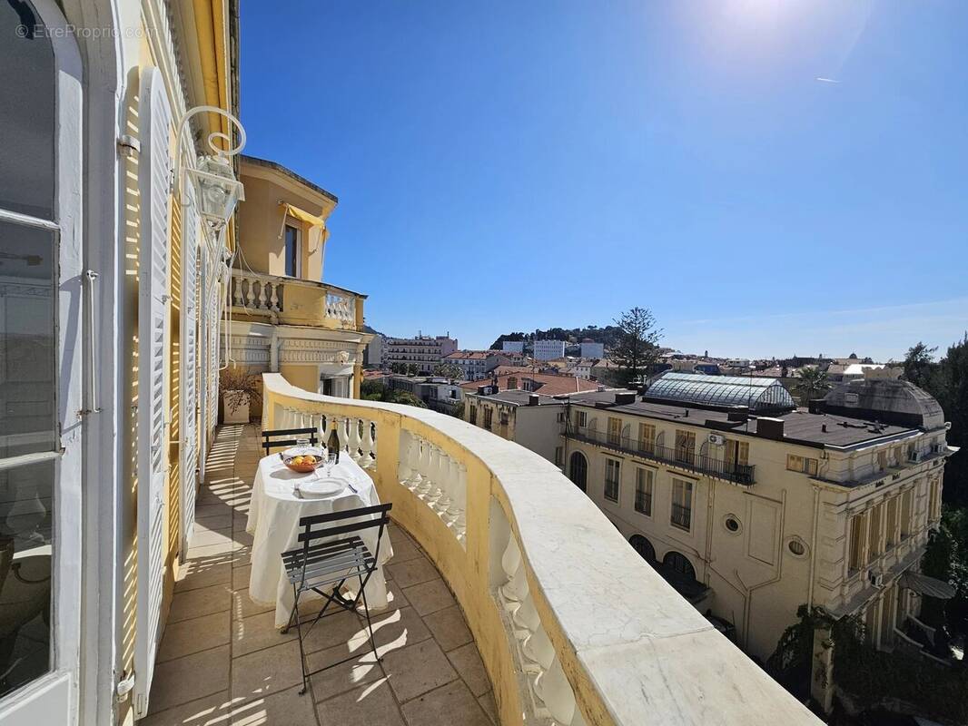 Appartement à NICE