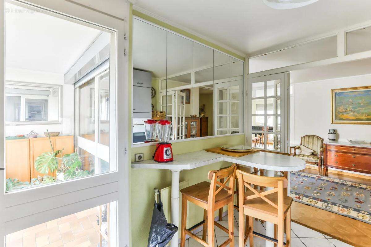 Appartement à LE KREMLIN-BICETRE