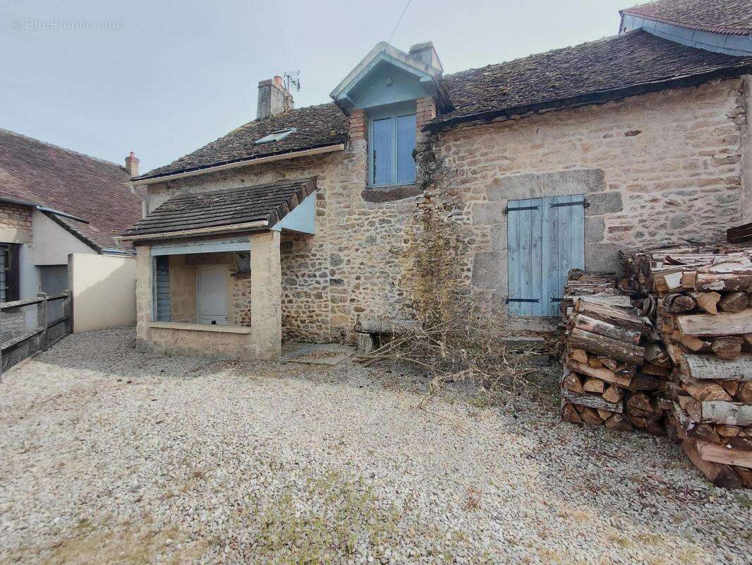 Maison à OISSEAU-LE-PETIT