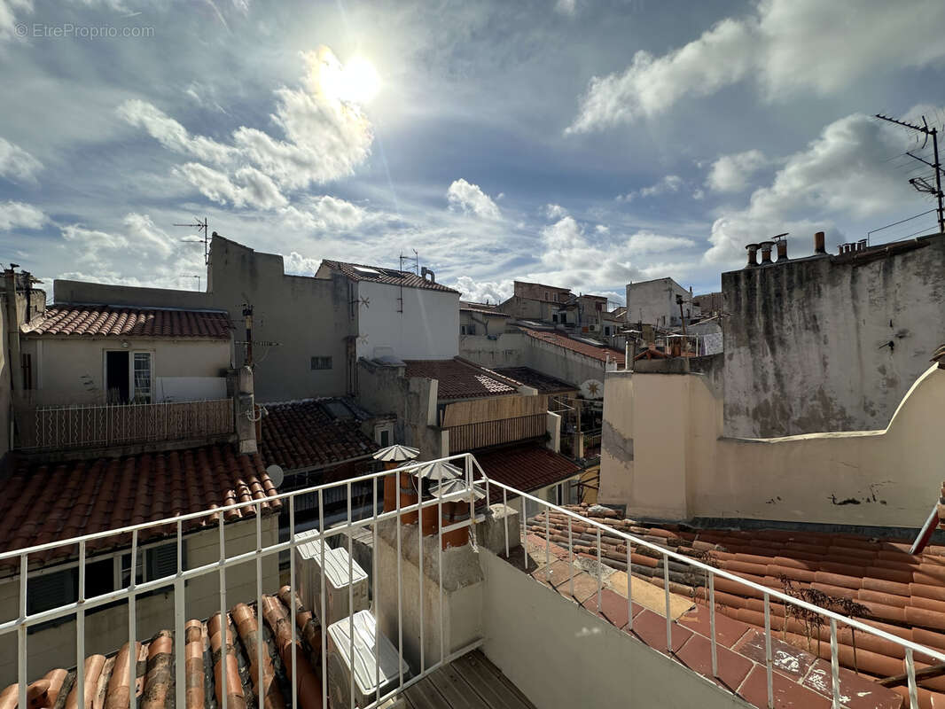 Appartement à MARSEILLE-2E