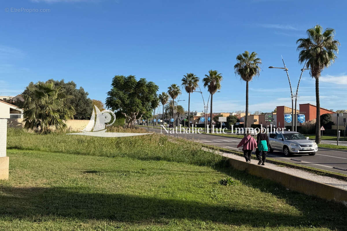 Terrain à CANET-EN-ROUSSILLON