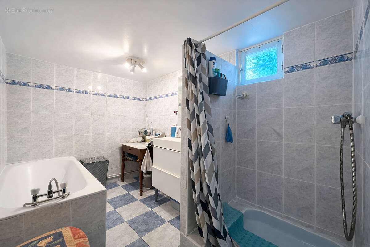 Maison à CHAMPIGNY-SUR-MARNE