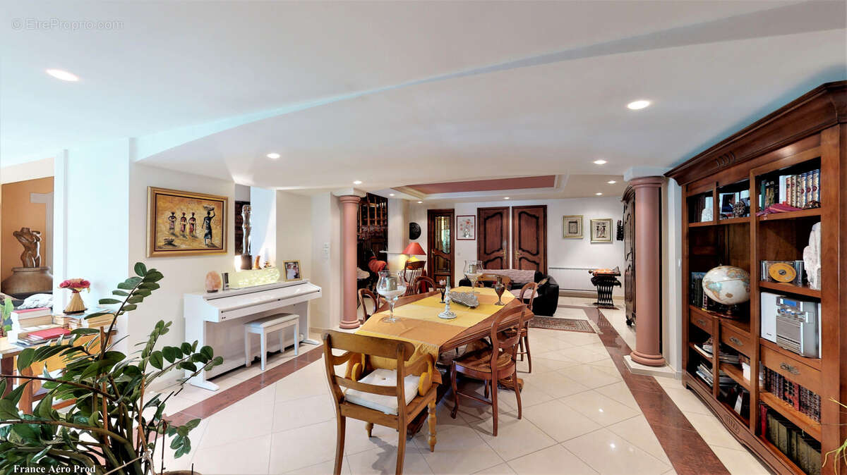 Maison à SANARY-SUR-MER