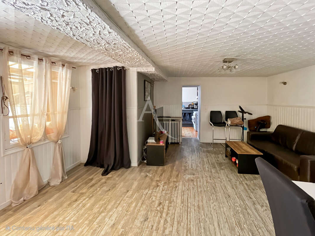 Maison à AUVERS-SUR-OISE