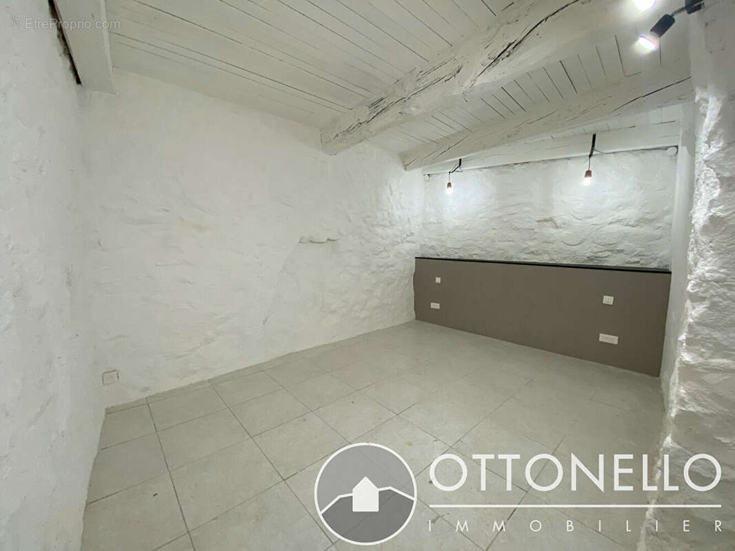 Appartement Roquebrune Sur Argens 2 pièces 52,45 m2 - photo 3