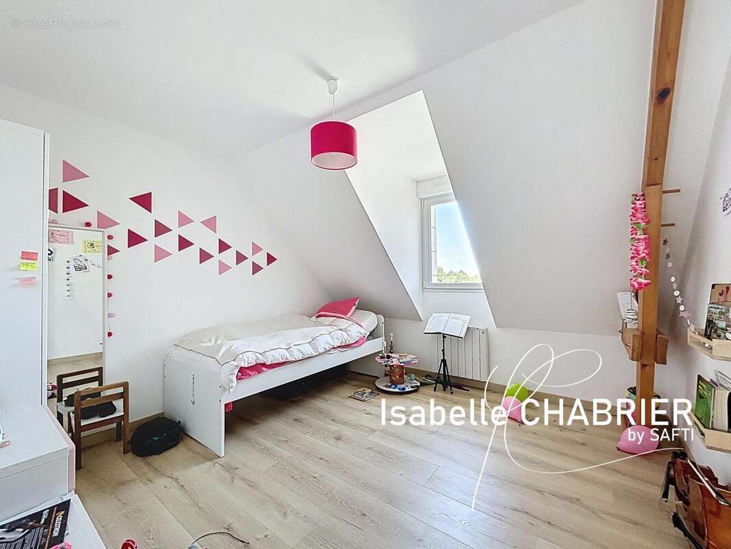 Photo 8 - Maison à ETRICHE