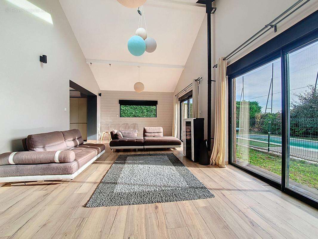 Maison à VILLETTE-DE-VIENNE