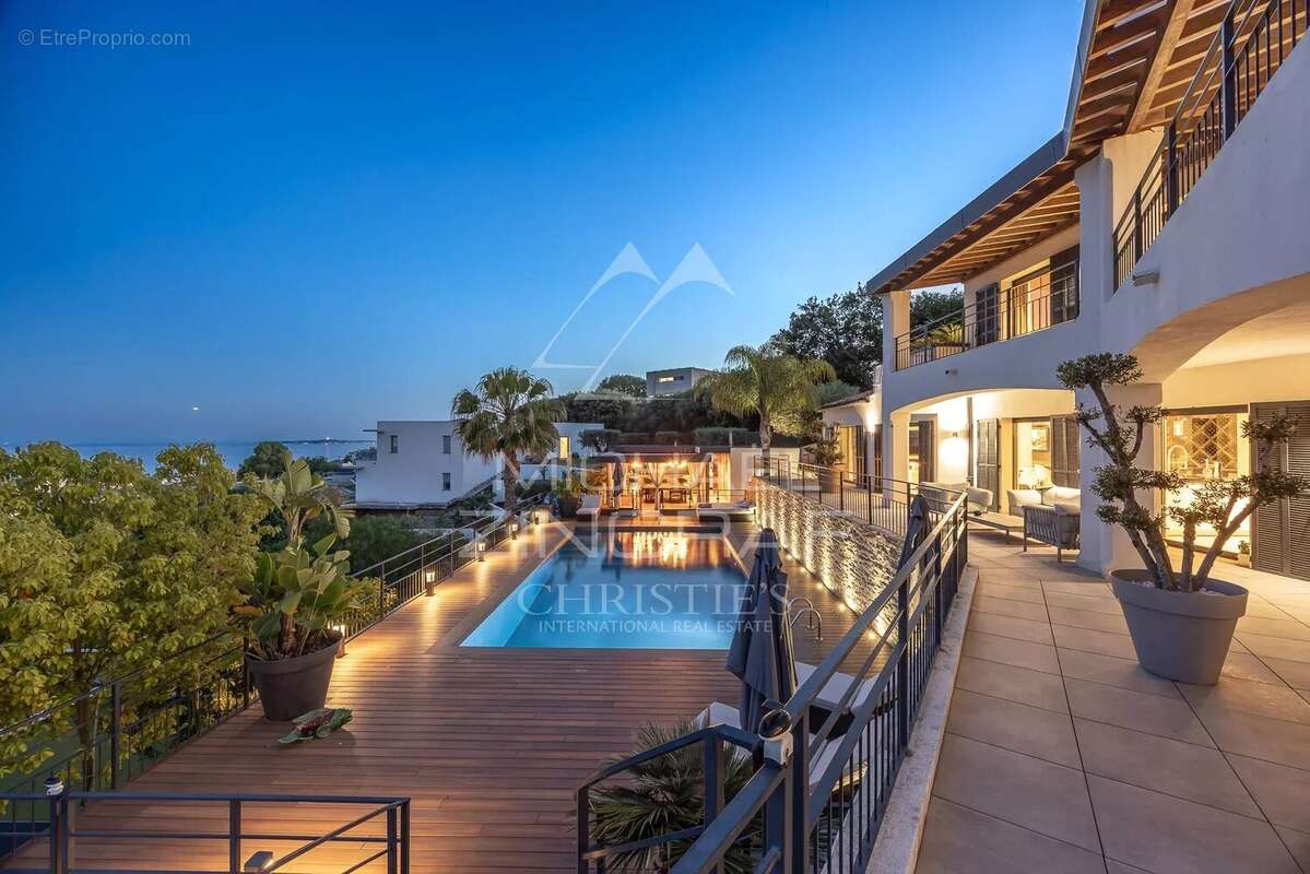 Maison à CAGNES-SUR-MER